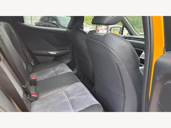 Used Lexus LBX 2024 for sale - 76073143: Photo 11