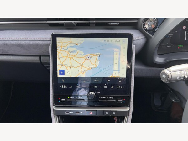 Used Lexus LBX 2024 for sale - 76073143: Photo 12