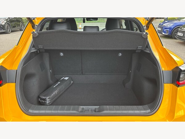 Used Lexus LBX 2024 for sale - 76073143: Photo 17