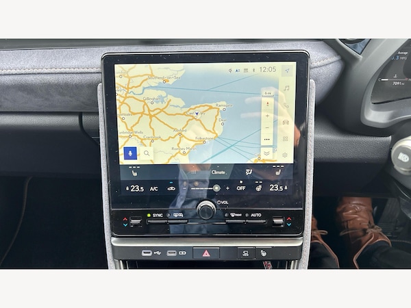 Used Lexus LBX 2024 for sale - 76073143: Photo 26