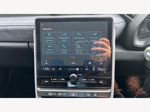 Used Lexus LBX 2024 for sale - 76073143: Photo 29