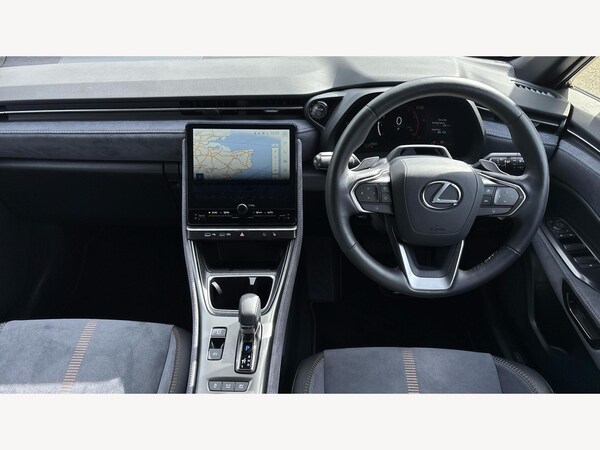 Used Lexus LBX 2024 for sale - 76073143: Photo 9