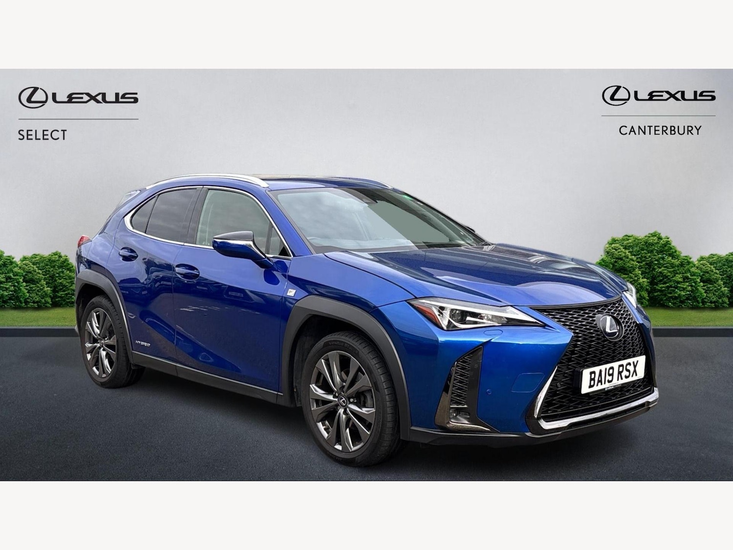 Used Lexus UX 2019 for sale - 76359889: Photo 1