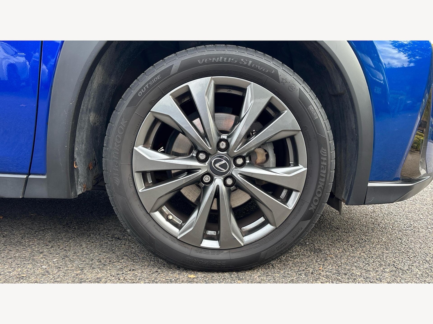 Used Lexus UX 2019 for sale - 76359889: Photo 21