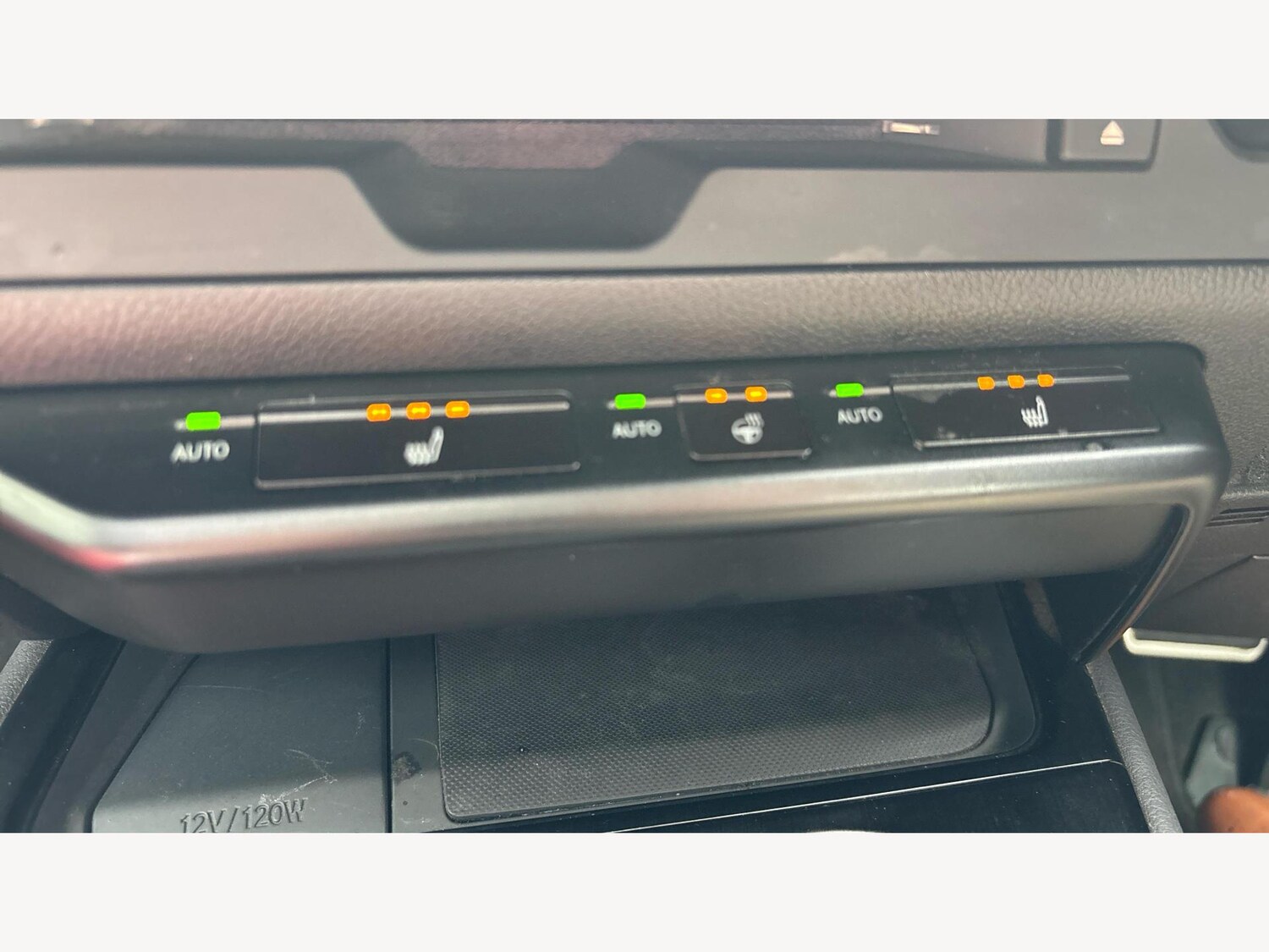 Used Lexus UX 2019 for sale - 76359889: Photo 29