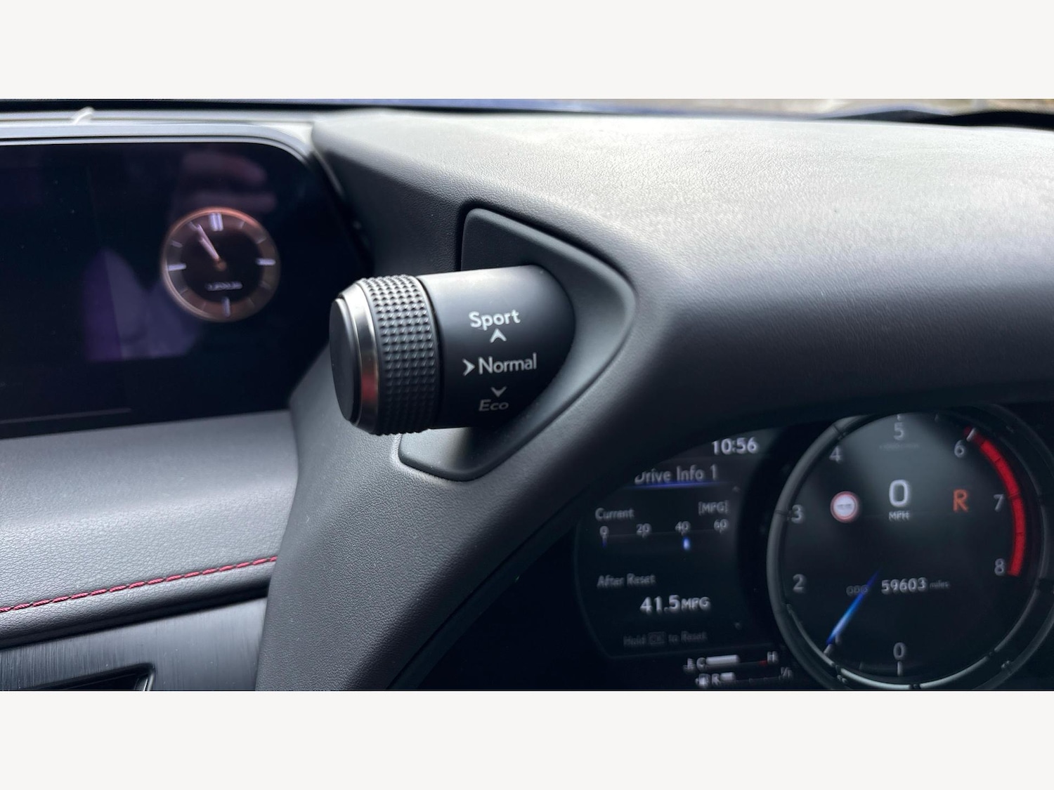 Used Lexus UX 2019 for sale - 76359889: Photo 32