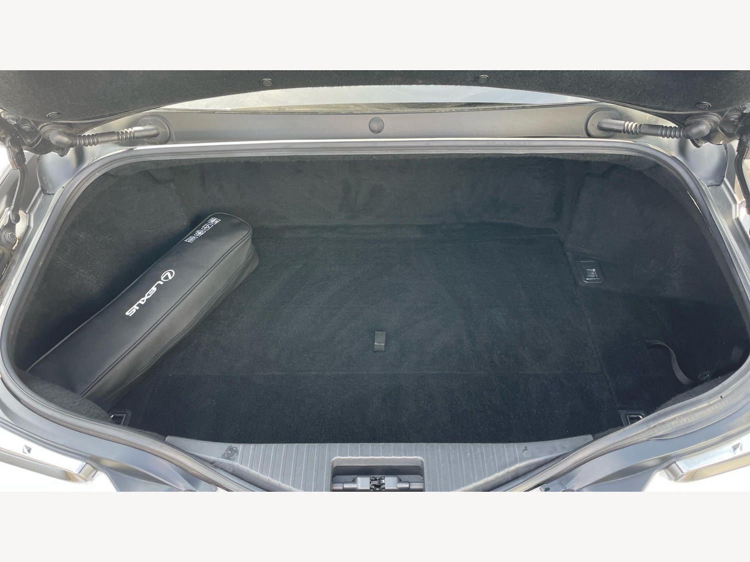 Used Lexus LC 2019 for sale - 77838981: Photo 17