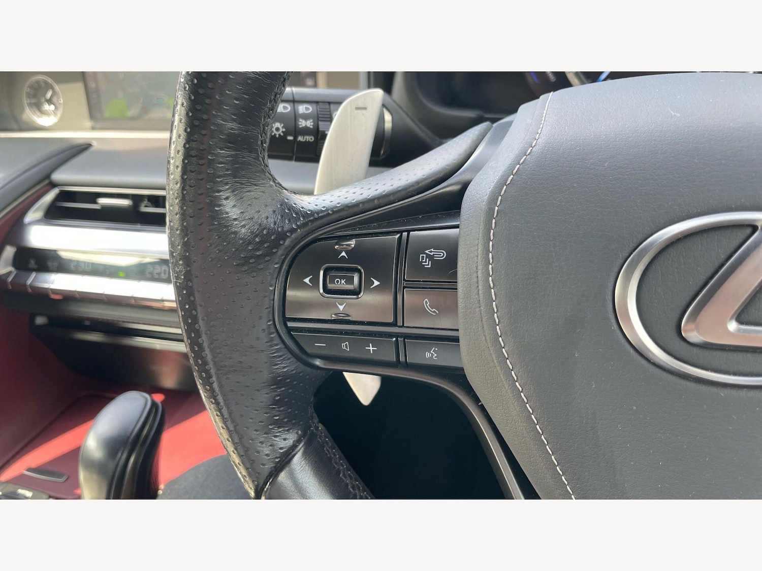 Used Lexus LC 2019 for sale - 77838981: Photo 23