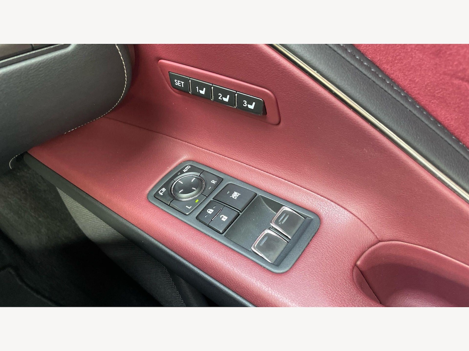 Used Lexus LC 2019 for sale - 77838981: Photo 28