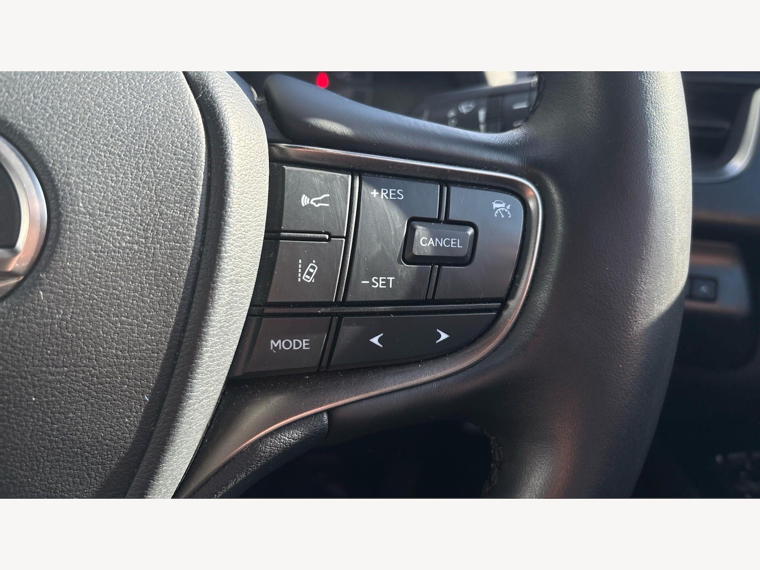 Used Lexus UX 2023 for sale - 78033878: Photo 26