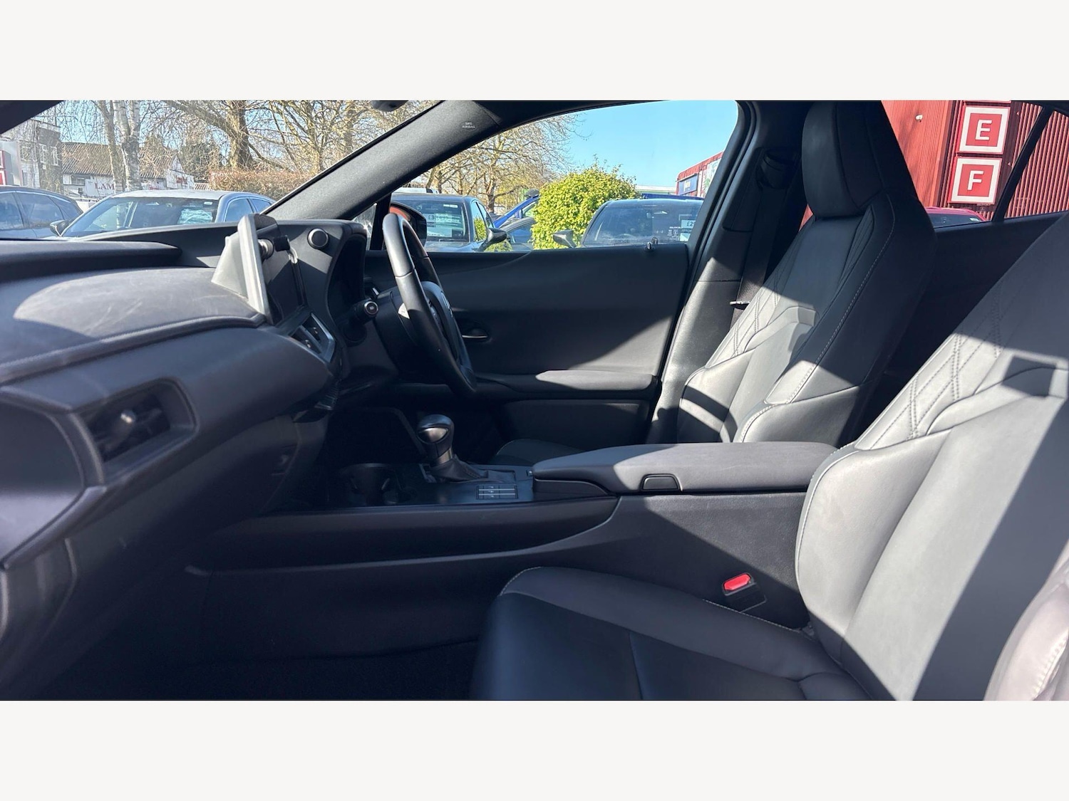 Used Lexus UX 2023 for sale - 78033878: Photo 8