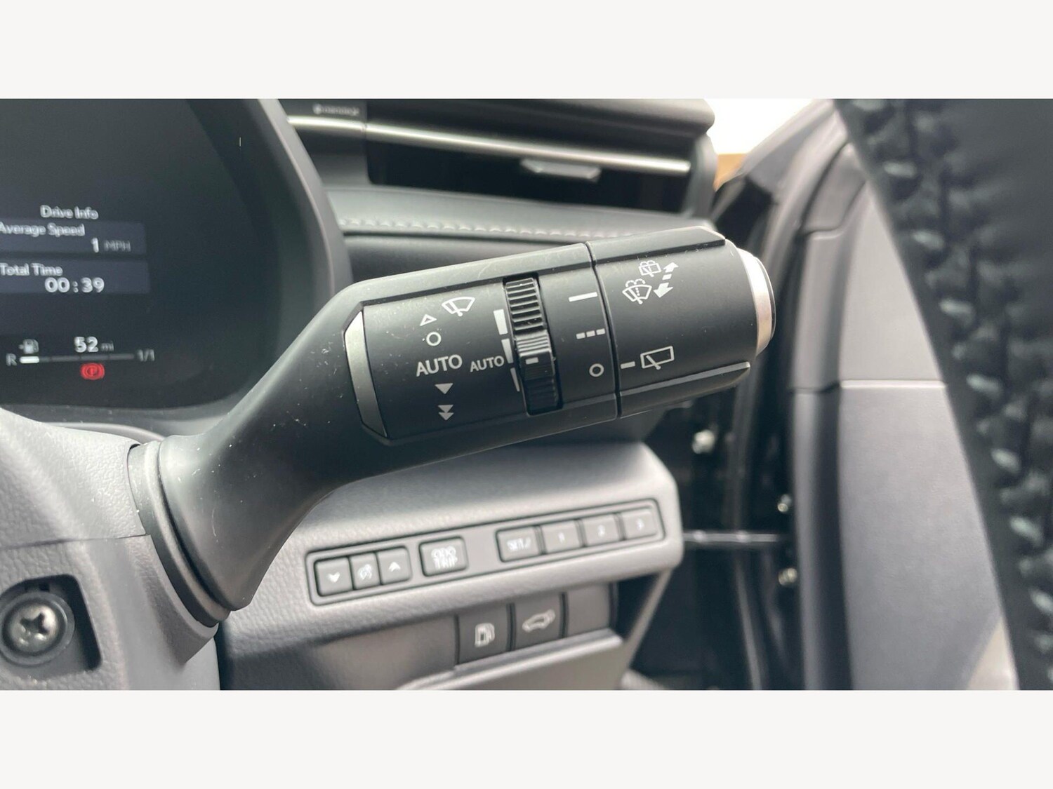 Used Lexus LBX 2025 for sale - 78058309: Photo 24