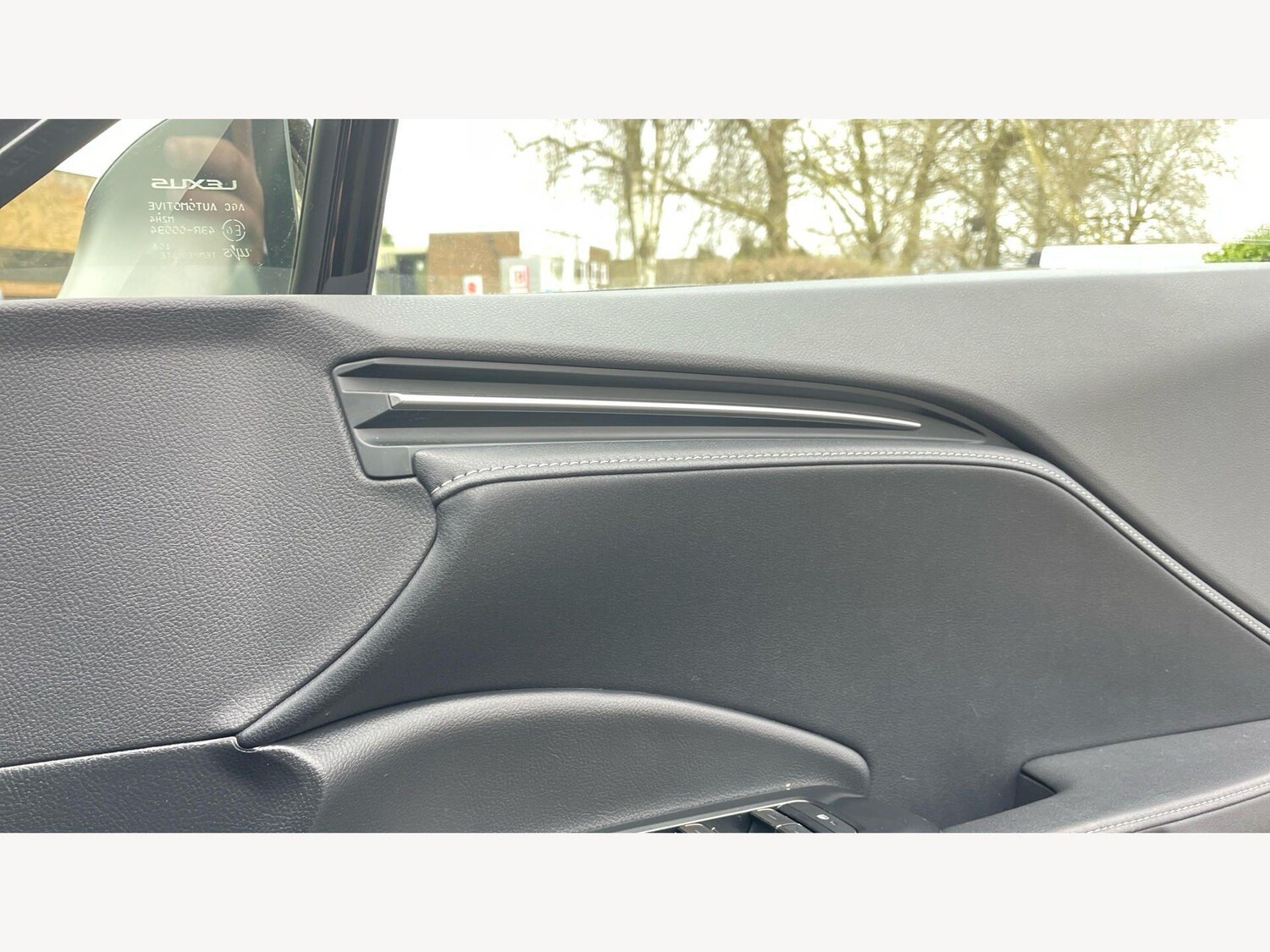 Used Lexus LBX 2025 for sale - 78058309: Photo 28