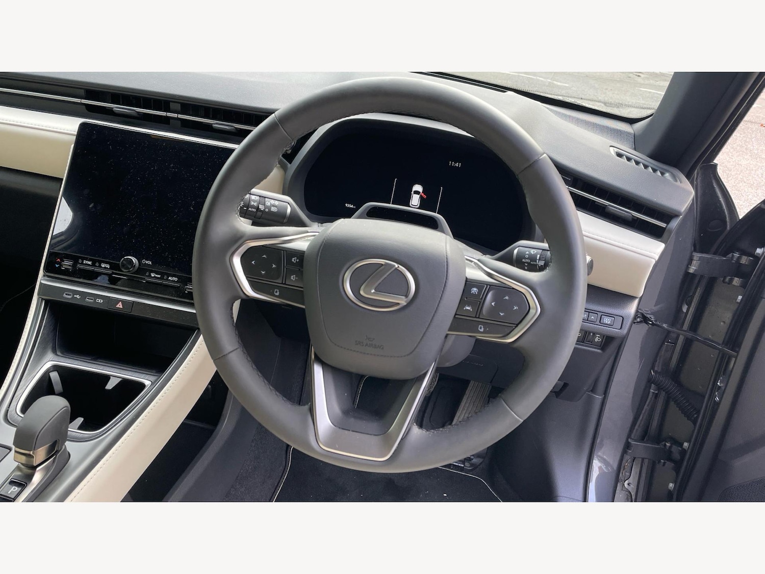 Used Lexus LBX 2024 for sale - 77130645: Photo 10