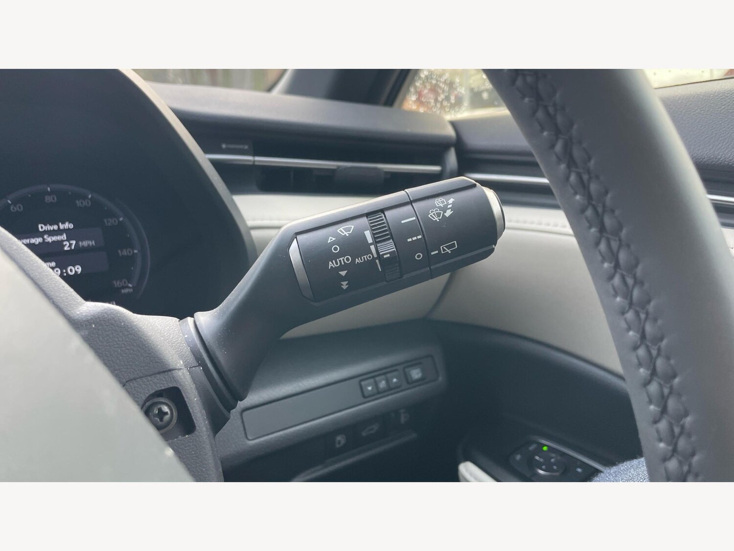 Used Lexus LBX 2024 for sale - 77130645: Photo 25