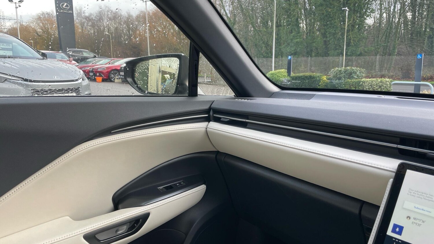 Used Lexus LBX 2024 for sale - 77130645: Photo 33