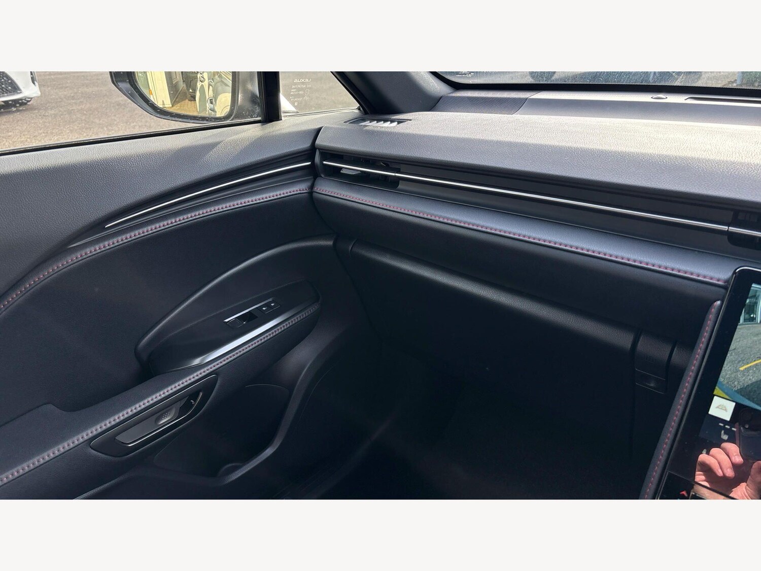 Used Lexus LBX for sale - 77853080: Photo 27