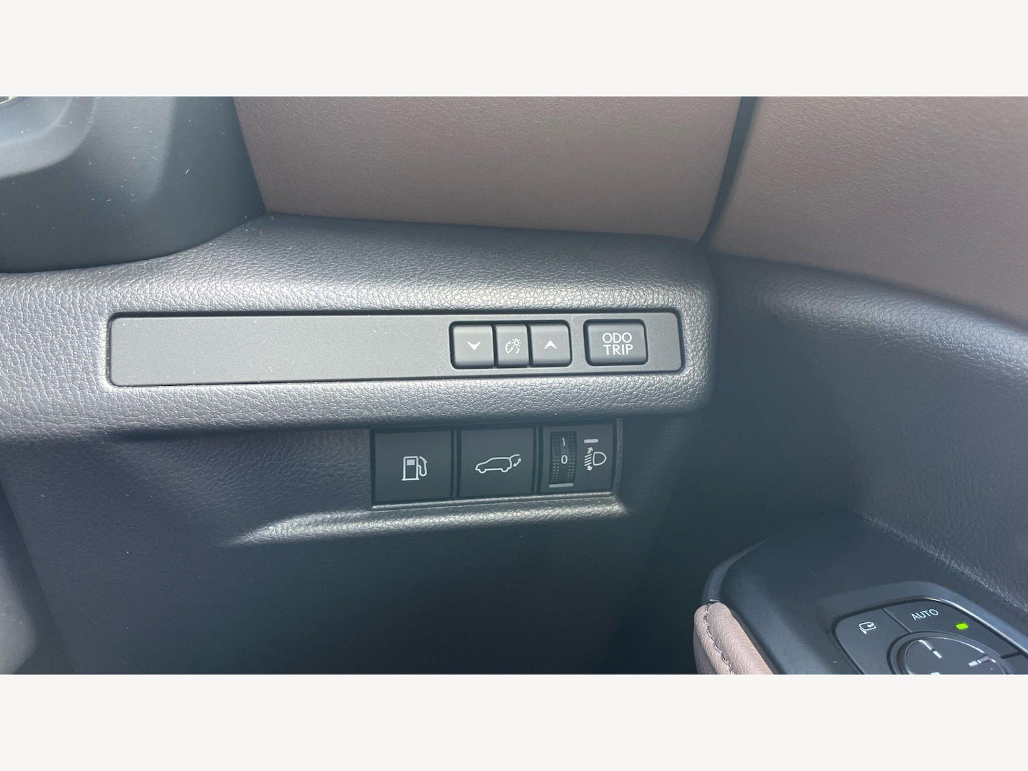 Used Lexus LBX for sale - 78127909: Photo 26