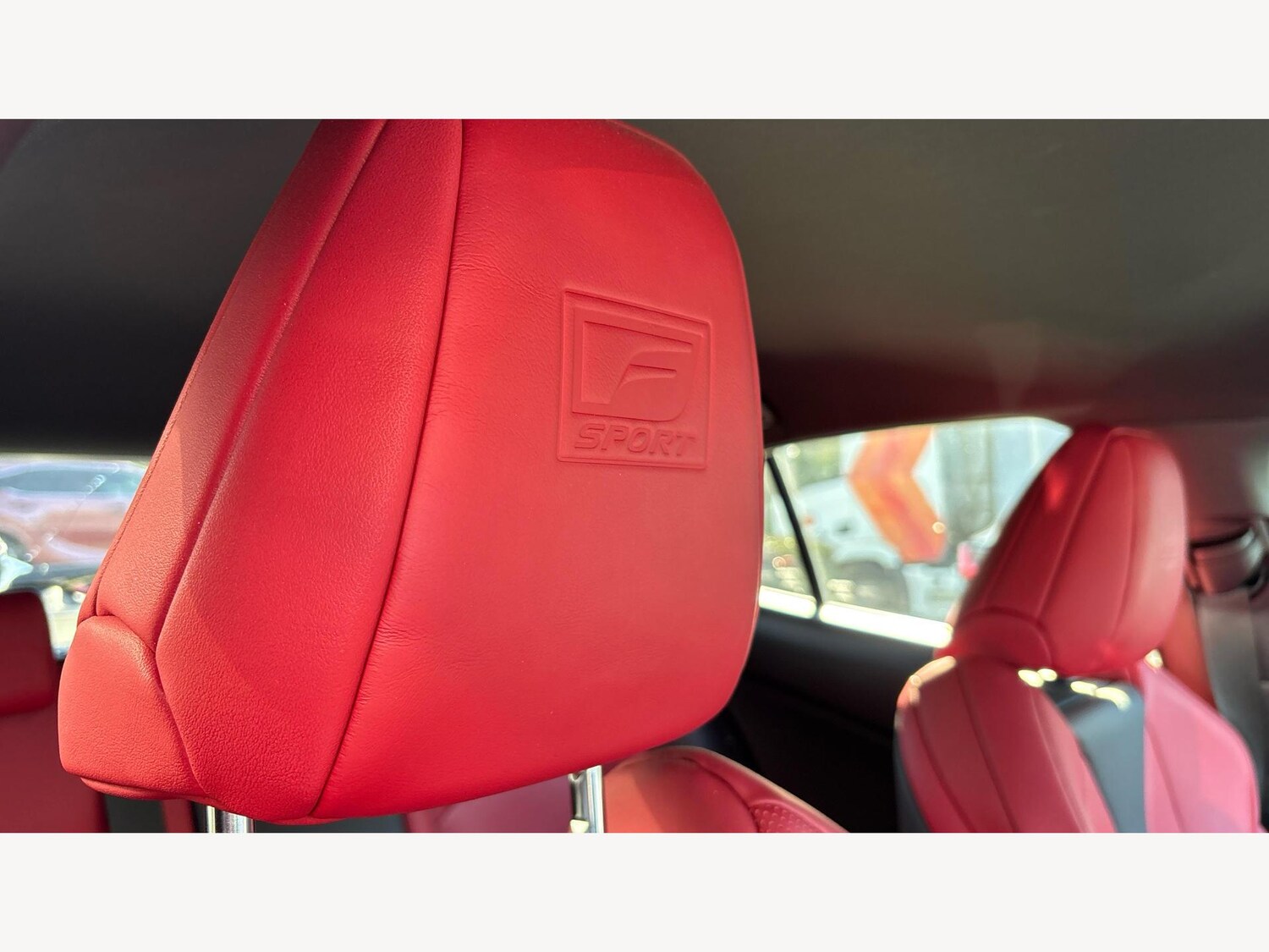 Used Lexus UX 2023 for sale - 75857553: Photo 28