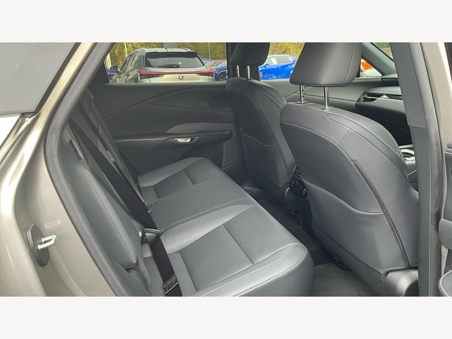 Used Lexus RX 2023 for sale - 76485502: Photo 11