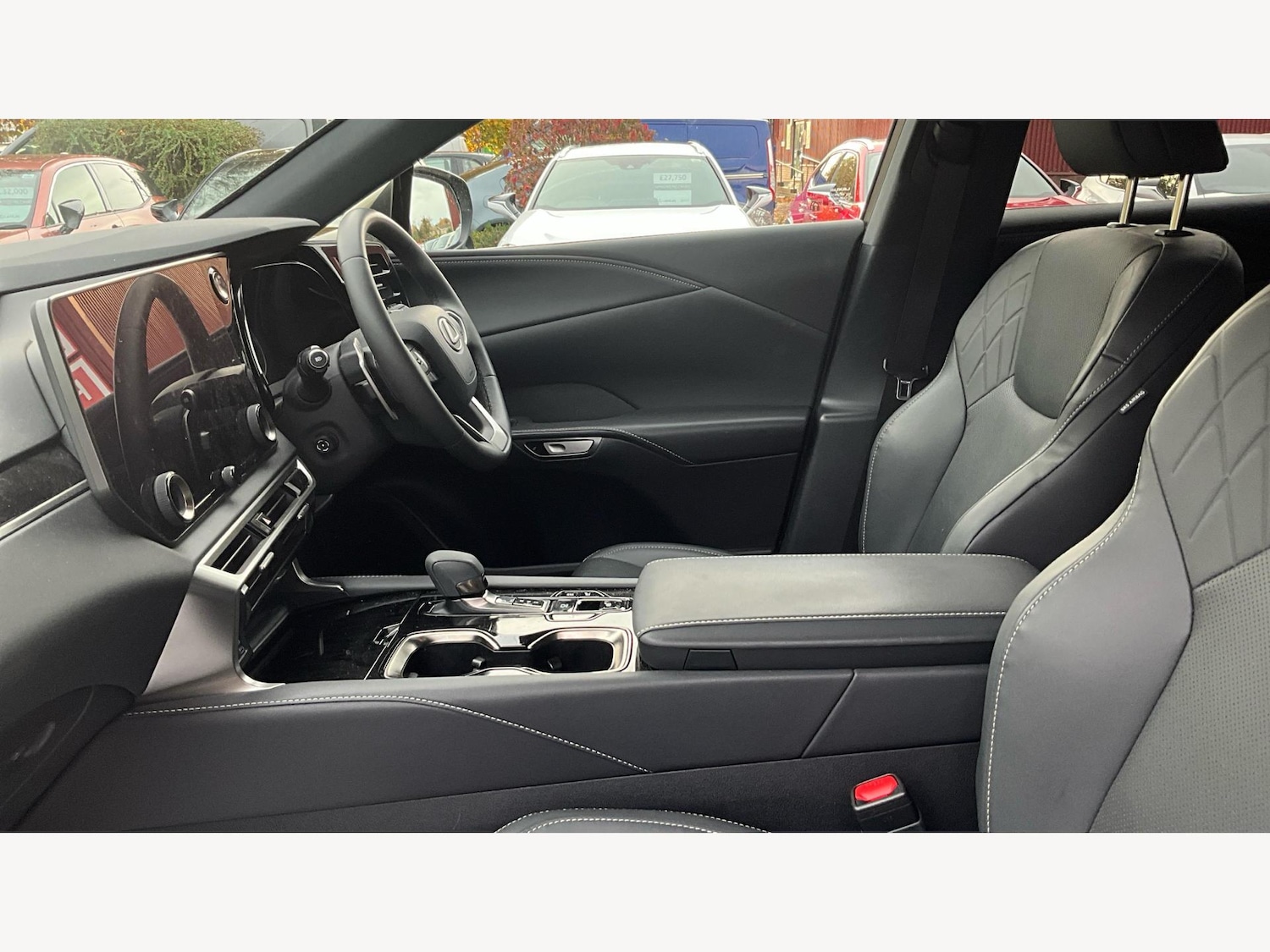 Used Lexus RX 2023 for sale - 76485502: Photo 8