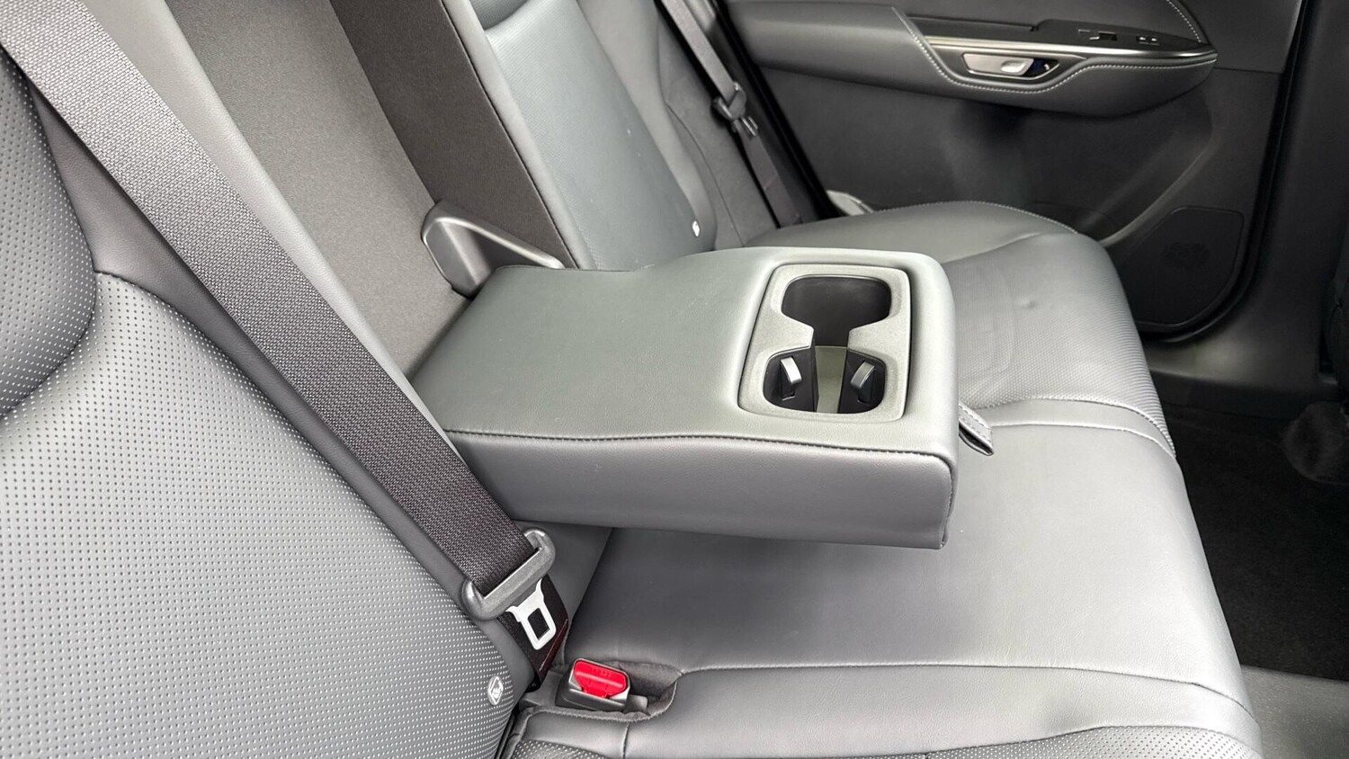 Used Lexus NX for sale - 77683141: Photo 40