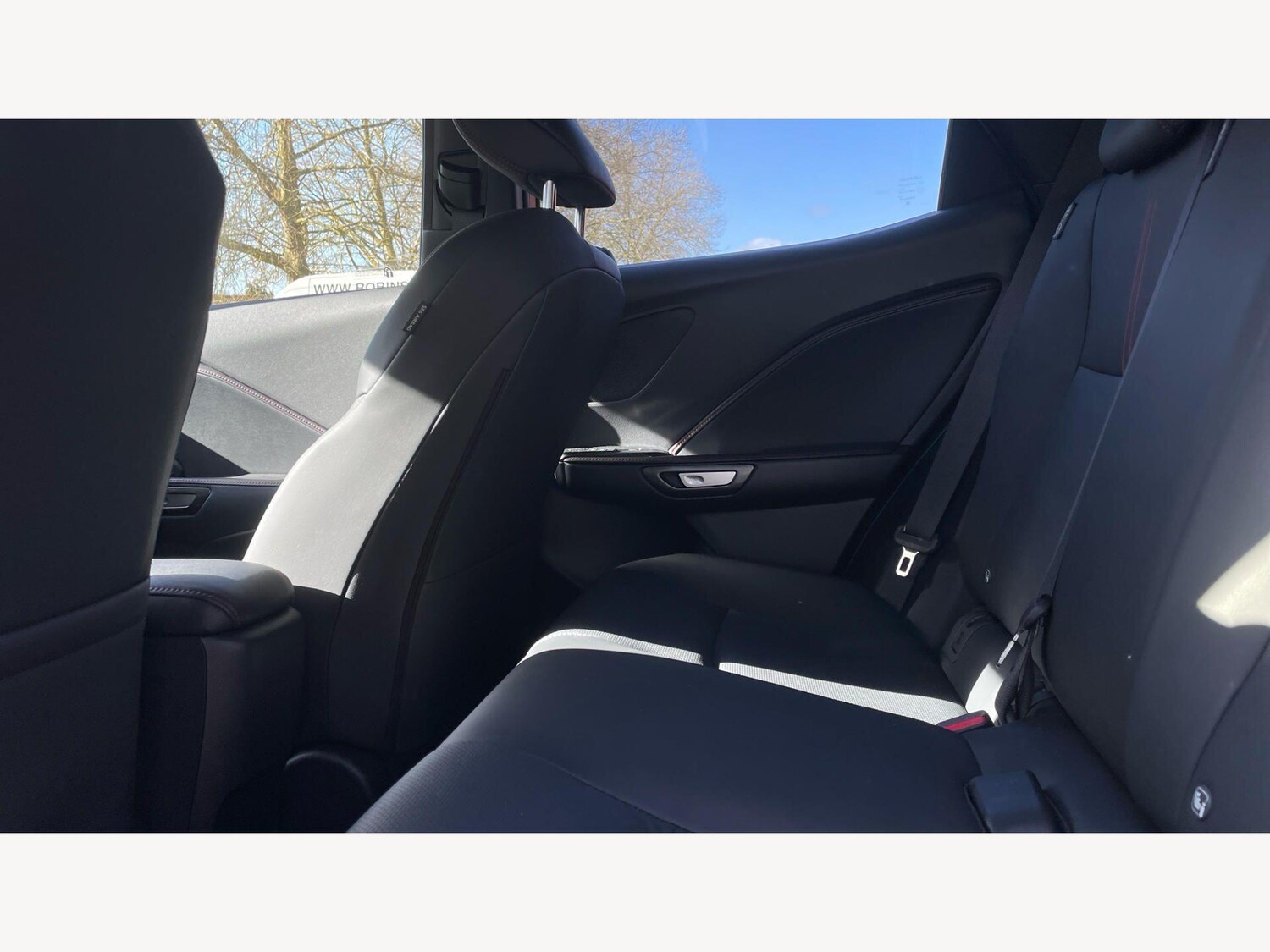 Used Lexus LBX 2024 for sale - 78058134: Photo 16