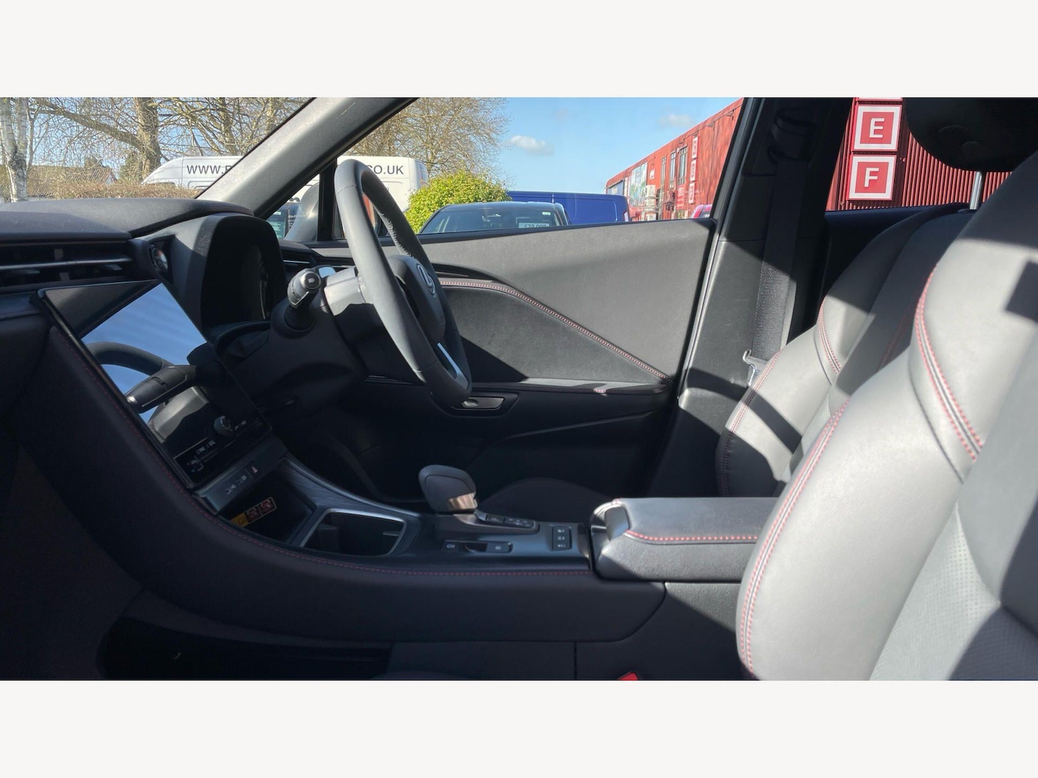 Used Lexus LBX 2024 for sale - 78058134: Photo 8