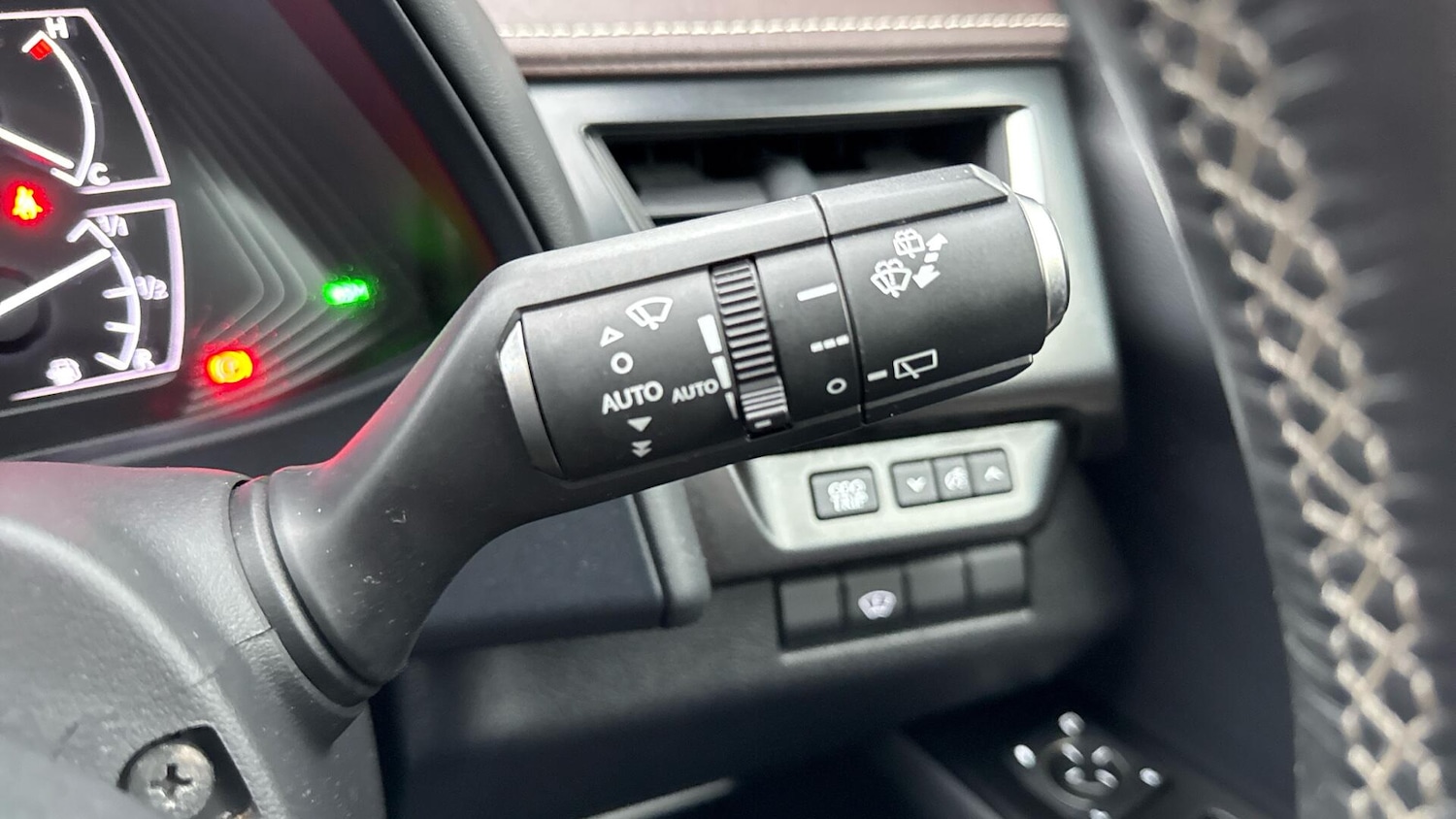 Used Lexus UX 2019 for sale - 77696107: Photo 38