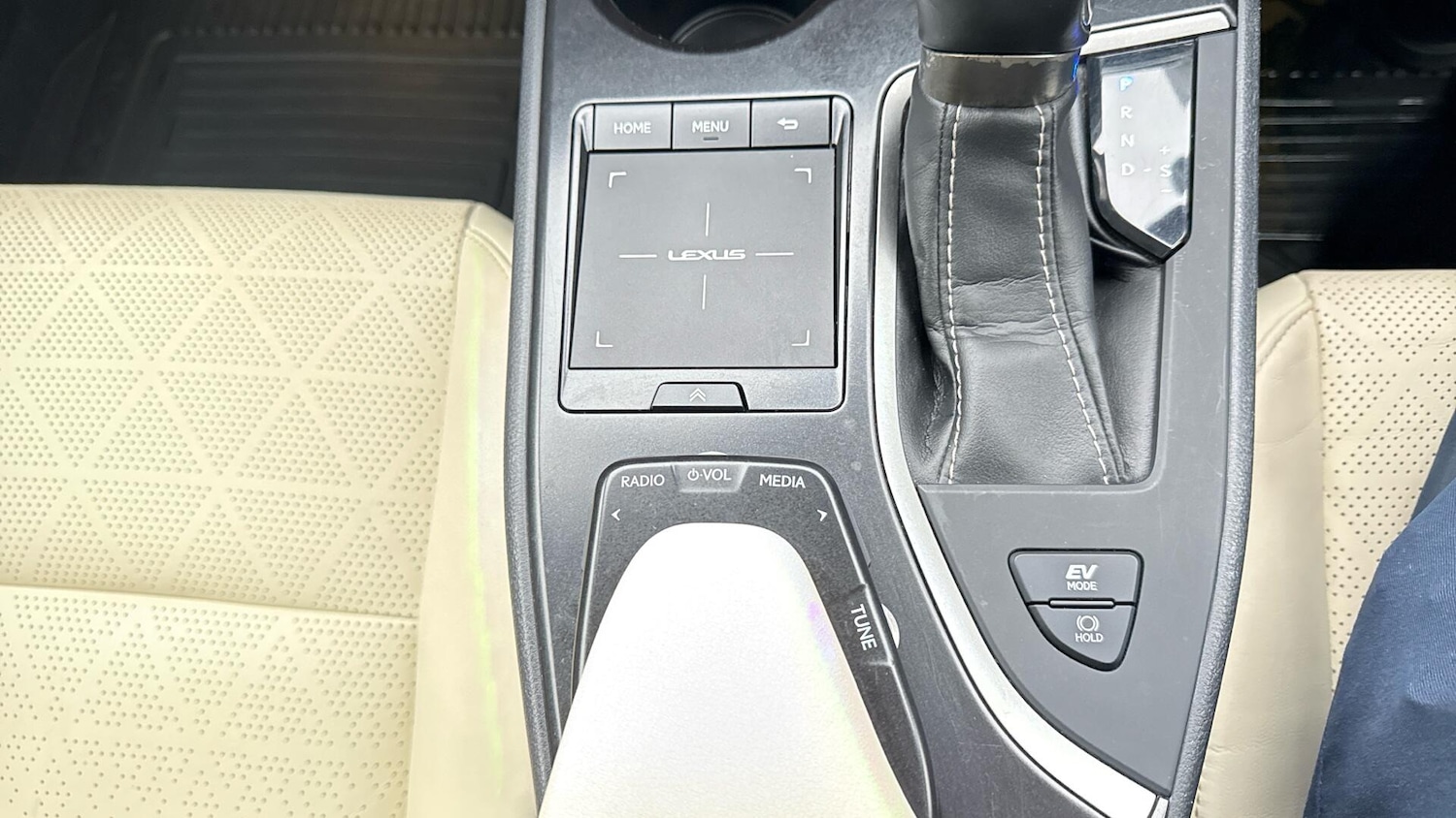 Used Lexus UX 2019 for sale - 77696107: Photo 40