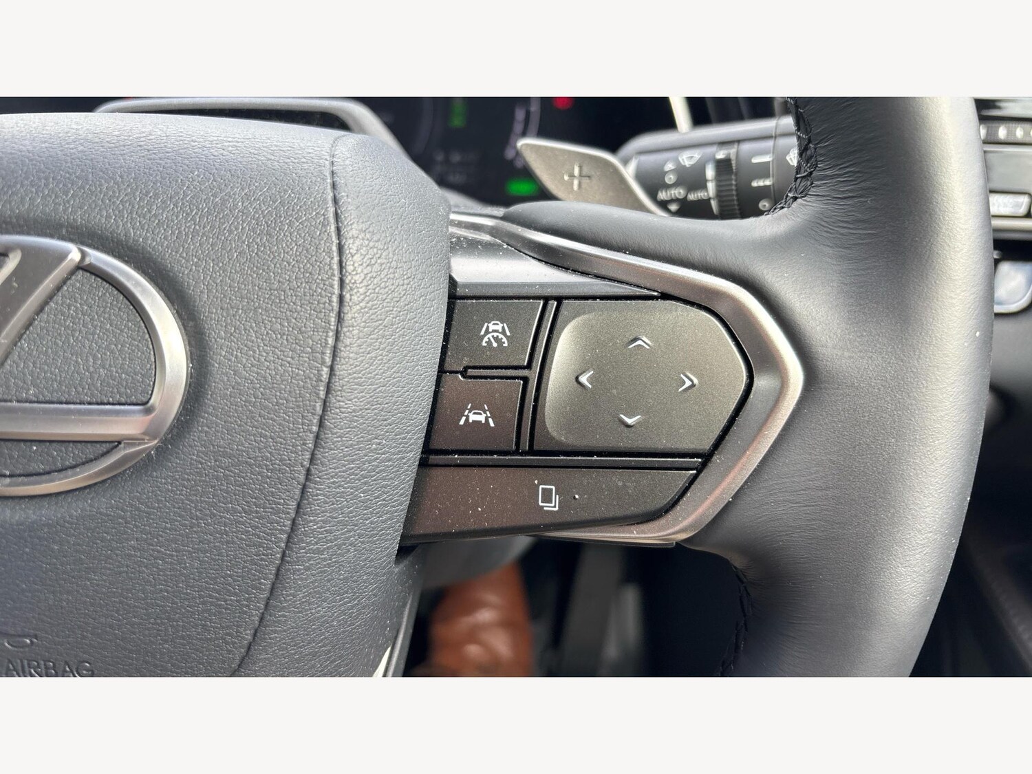 Used Lexus RX 2023 for sale - 75741483: Photo 25