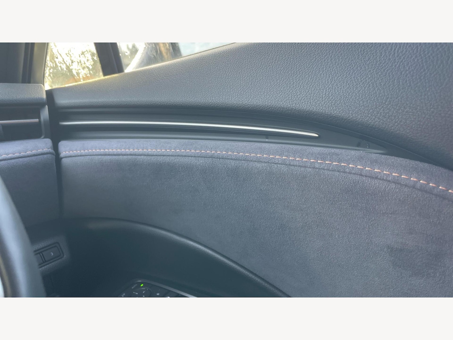 Used Lexus LBX 2024 for sale - 77109122: Photo 28