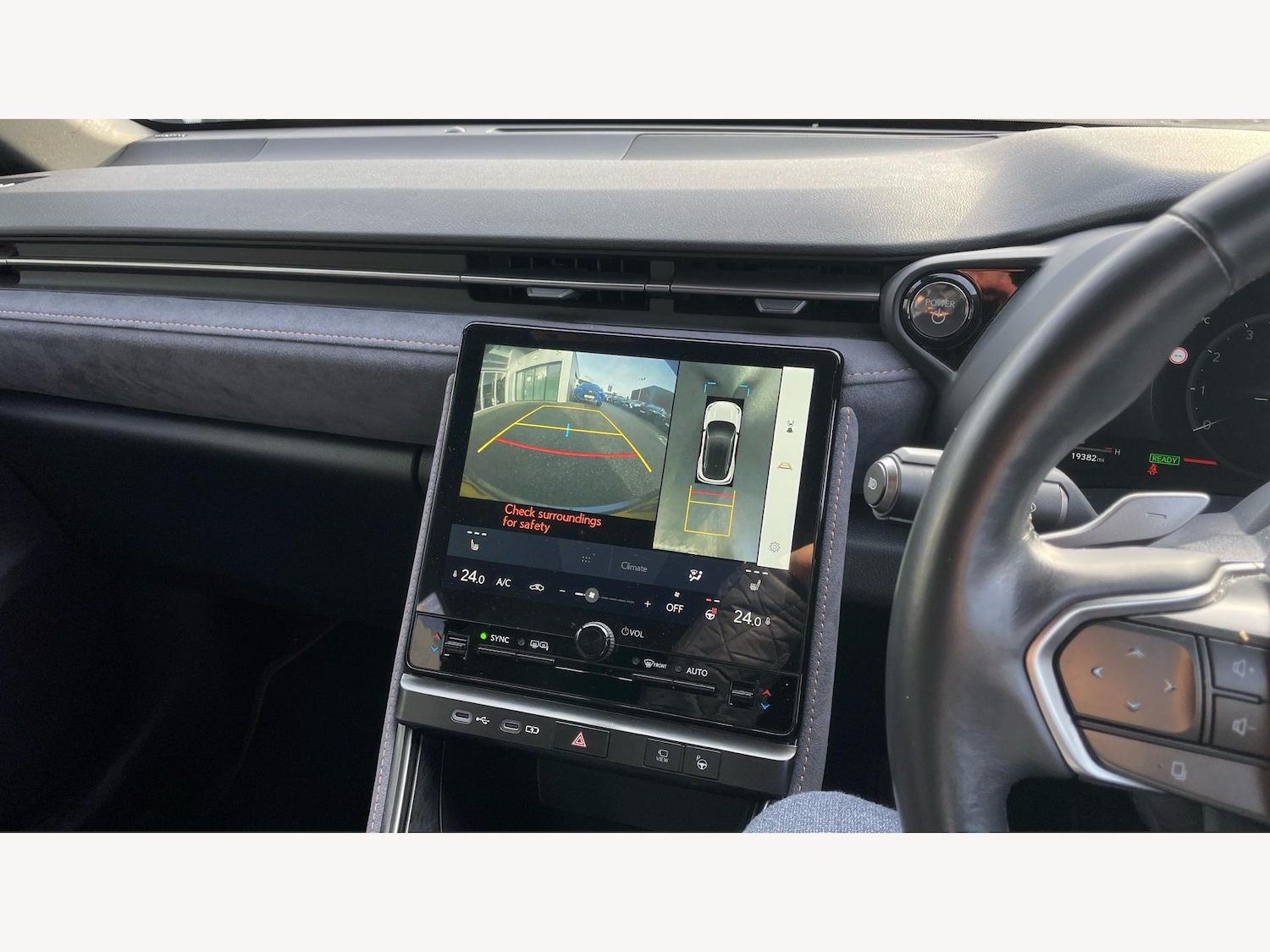 Used Lexus LBX 2024 for sale - 77109122: Photo 30