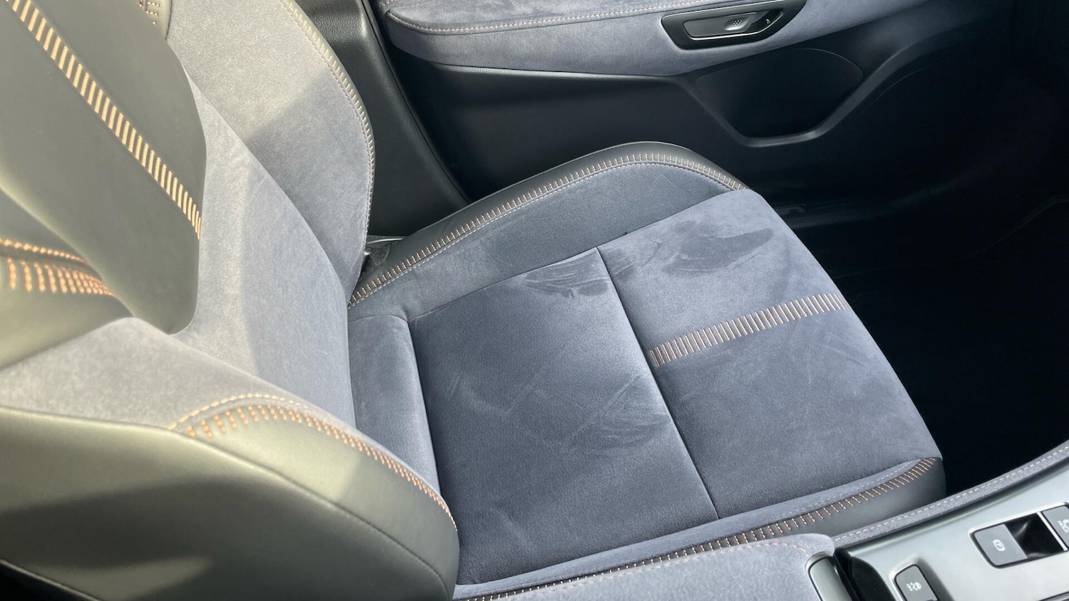 Used Lexus LBX 2024 for sale - 77109122: Photo 34