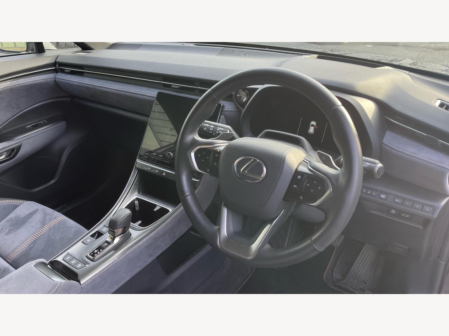 Used Lexus LBX 2024 for sale - 77109122: Photo 9