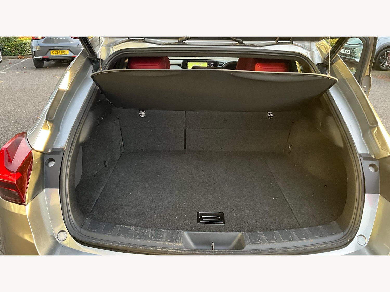 Used Lexus UX 2020 for sale - 76584623: Photo 17