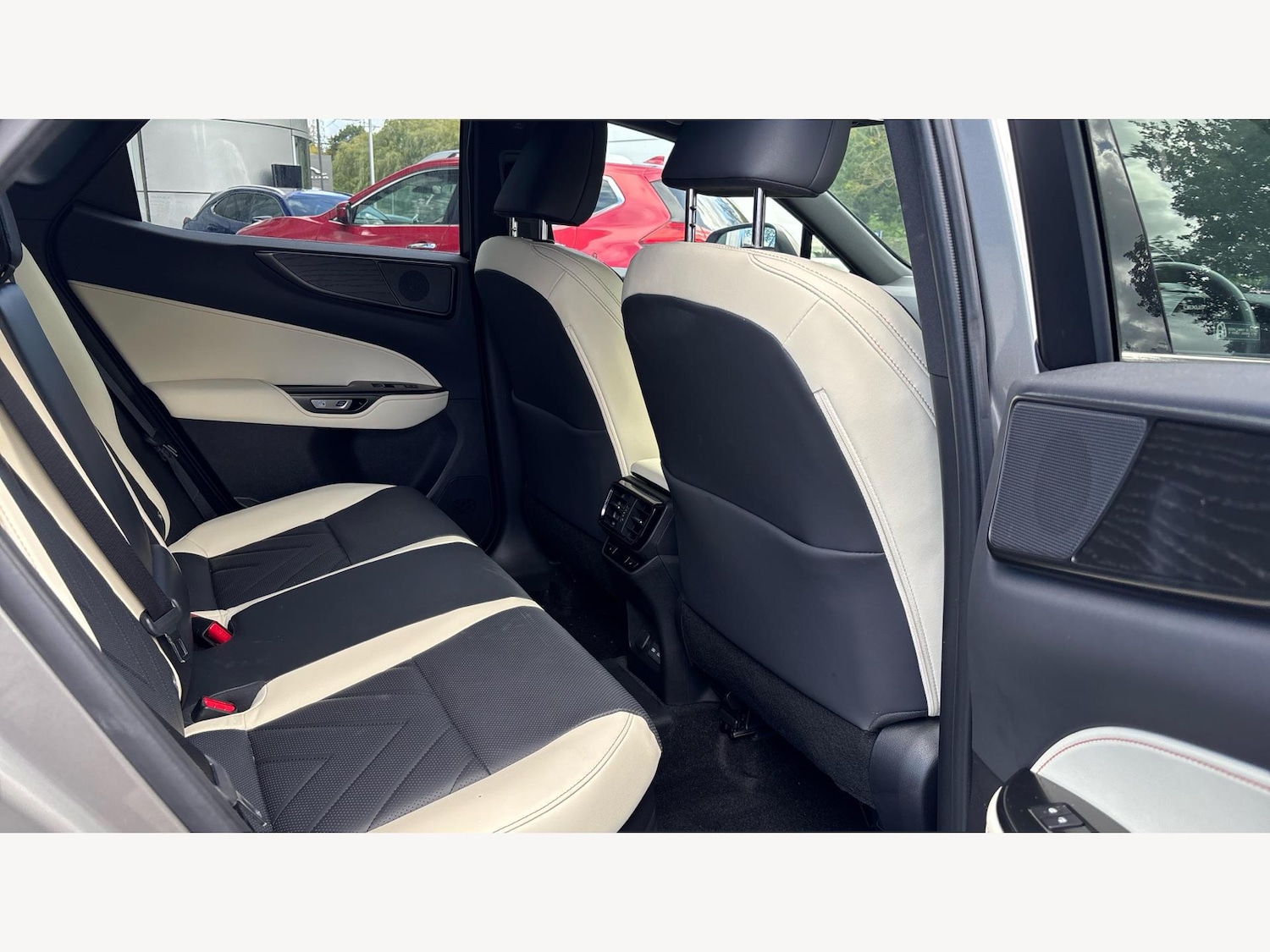 Used Lexus NX 2023 for sale - 76002085: Photo 11