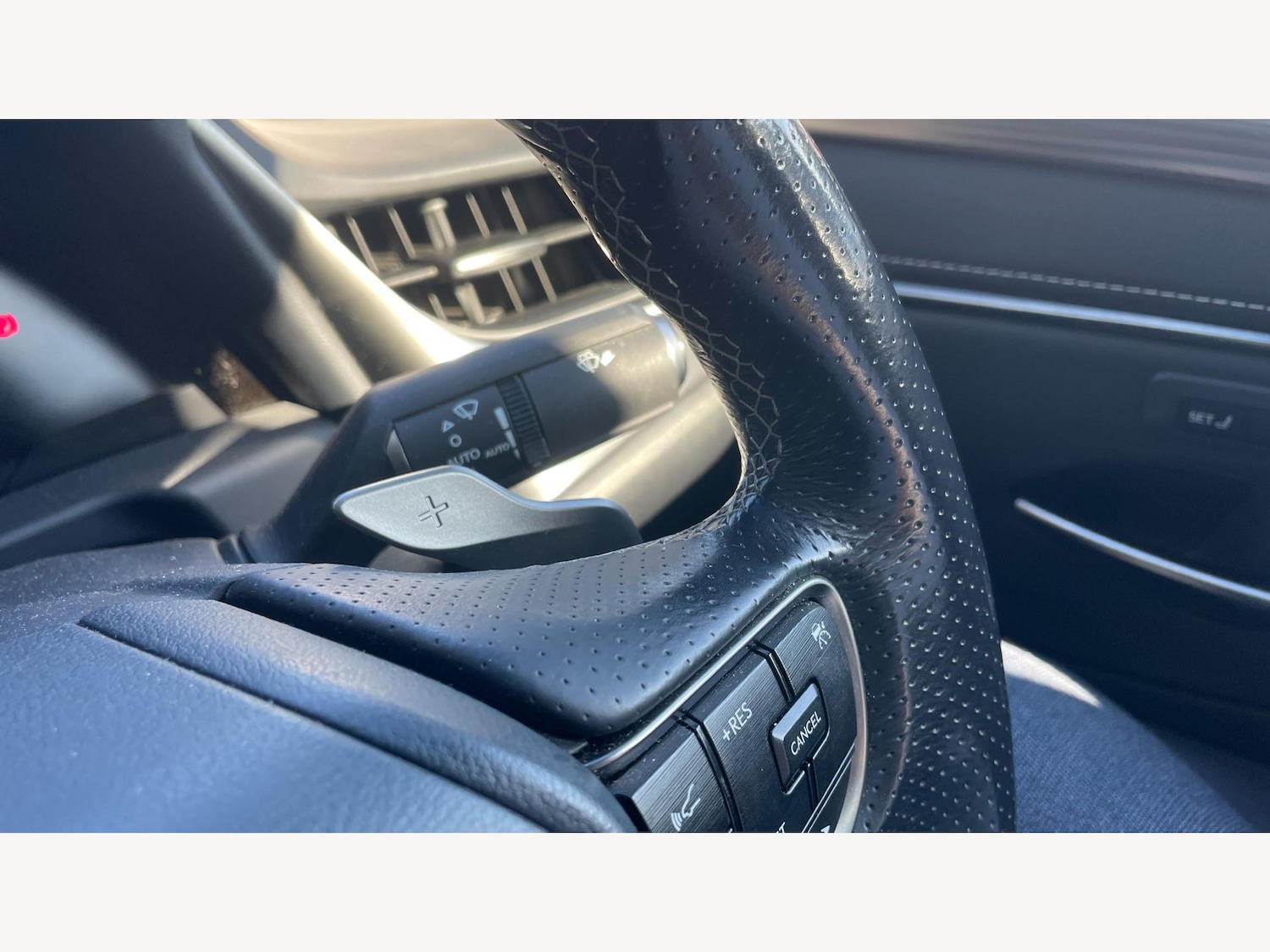 Used Lexus ES 2021 for sale - 76109095: Photo 25