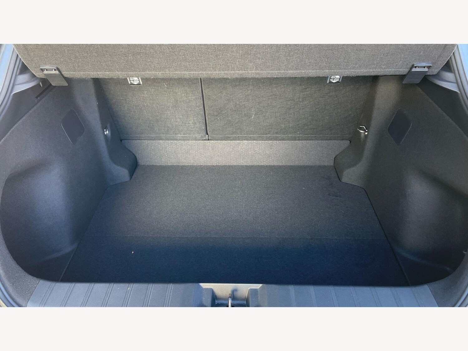 Used Lexus LBX 2024 for sale - 78184682: Photo 17