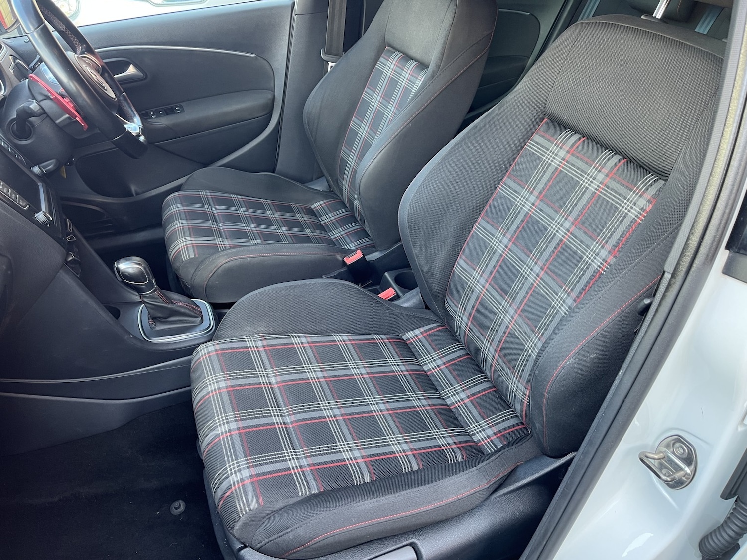 Used Volkswagen Polo 2015 for sale - 78213469: Photo 10