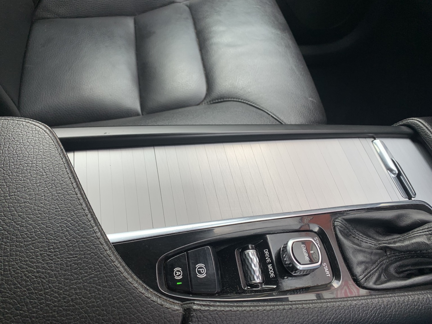 Used Volvo XC90 2017 for sale - 78064158: Photo 33