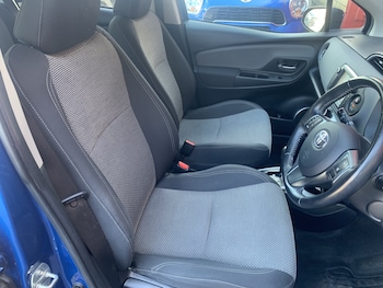 Used Toyota Yaris 2016 for sale - 78770064: Photo