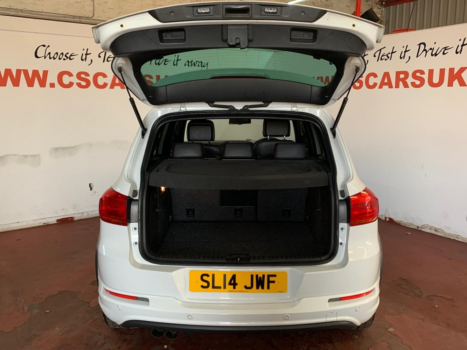 Used Volkswagen Tiguan 2014 for sale - 77721229: Photo 12