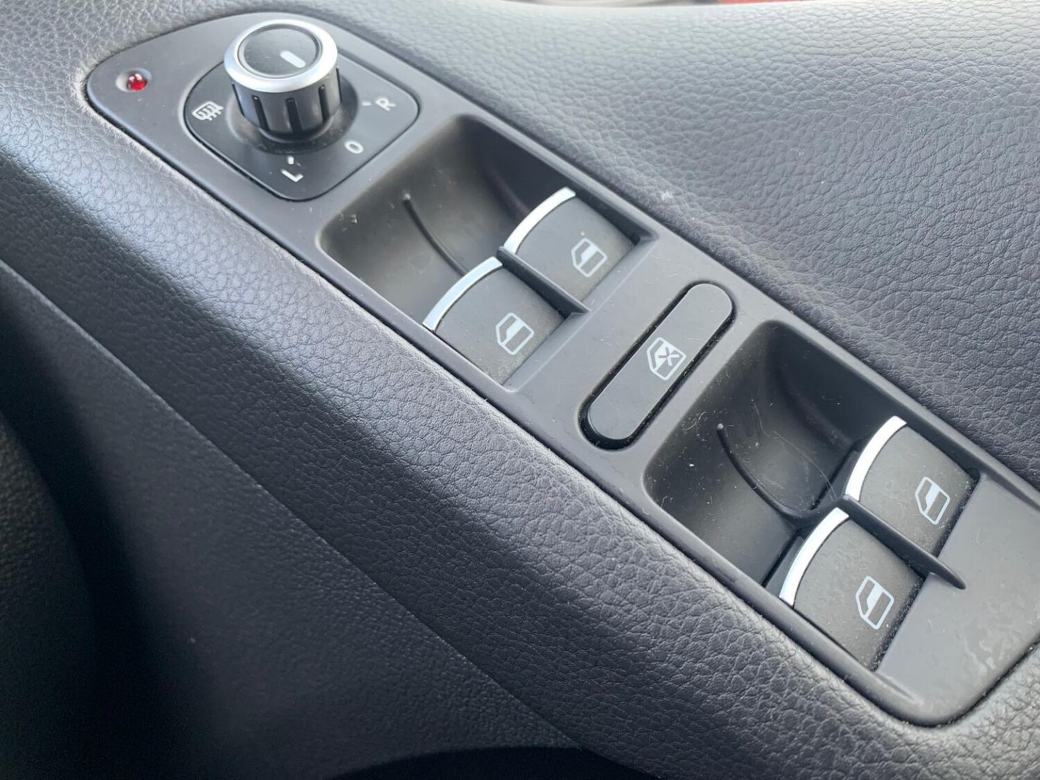 Used Volkswagen Tiguan 2014 for sale - 77721229: Photo 29