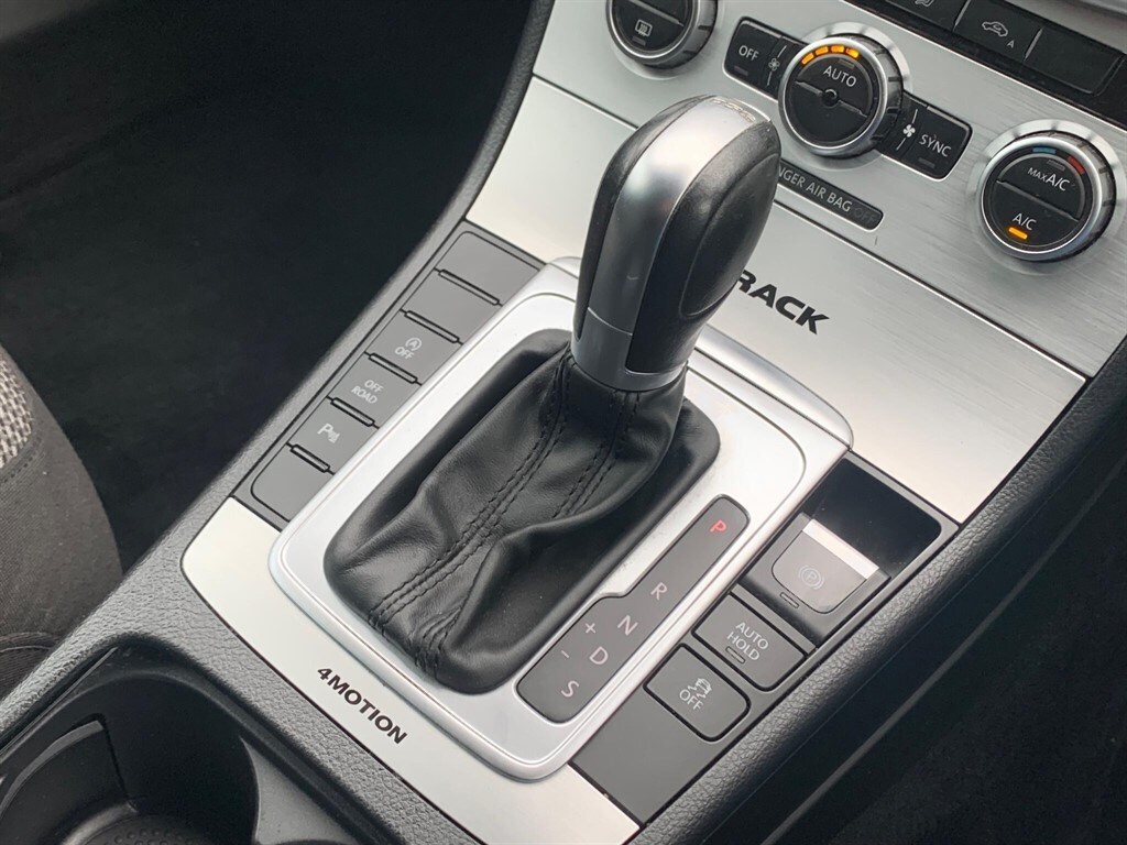 Used Volkswagen Passat 2014 for sale - 77721280: Photo 32