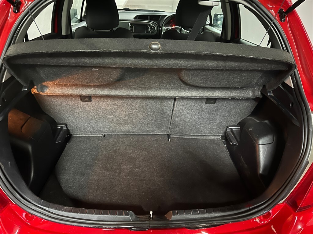 Used Toyota Yaris 2013 for sale - 77721379: Photo 13