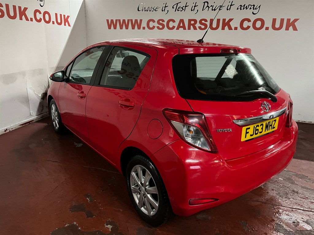 Used Toyota Yaris 2013 for sale - 77721379: Photo 5