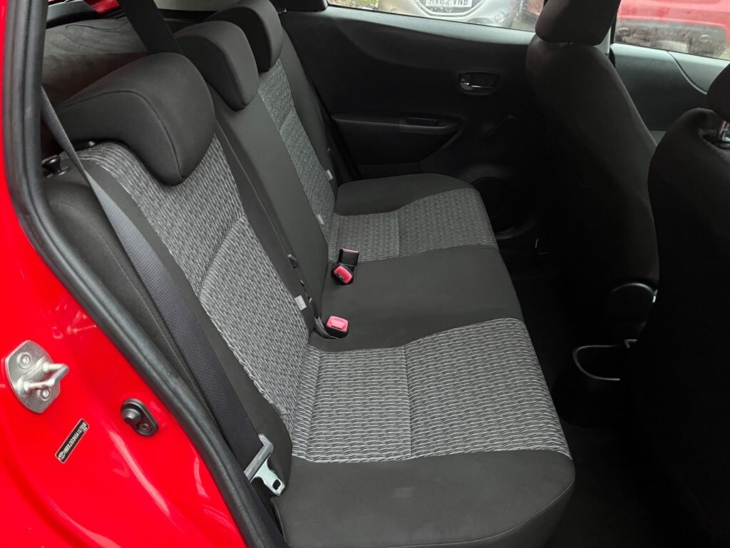 Used Toyota Yaris 2013 for sale - 77721379: Photo 6