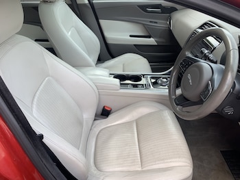 Used Jaguar XE 2016 for sale - 78864958: Photo