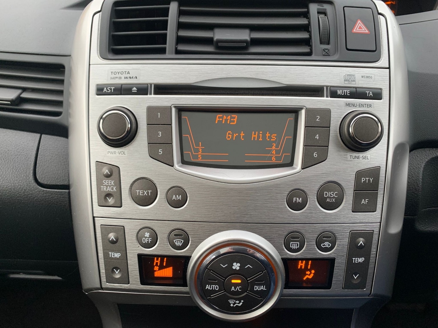 Used Toyota Verso 2011 for sale - 77721319: Photo 24